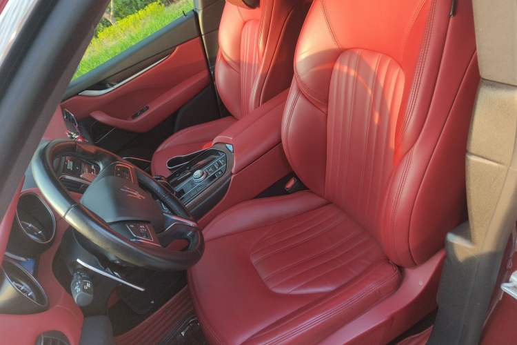 Used Maserati Levante 2018 3.0T Standard Edition Left Front Seat