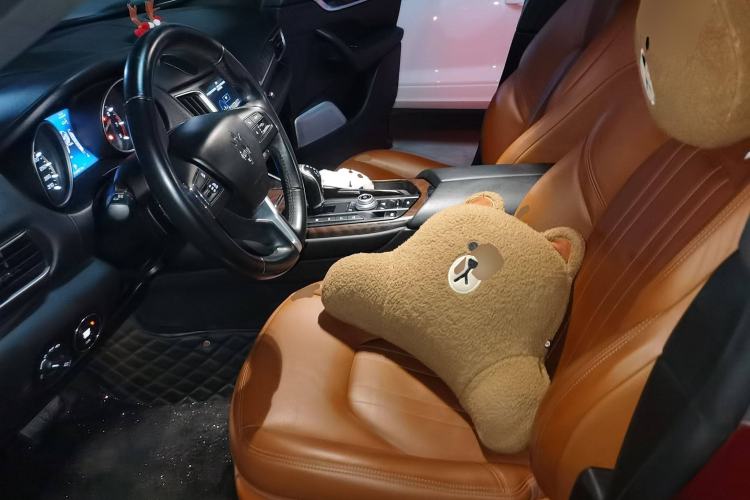 Used Maserati Levante 2018 3.0T Classic Edition Left Front Seat