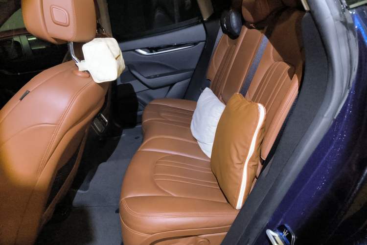 Used Maserati Levante 2018 3.0T Classic Edition Left Rear Seat