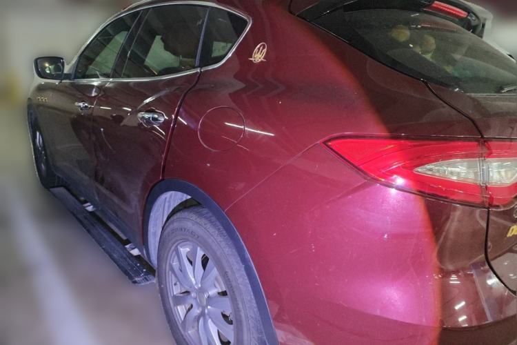 Used Maserati Levante 2018 3.0T Classic Edition Rear Left 45 Deg
