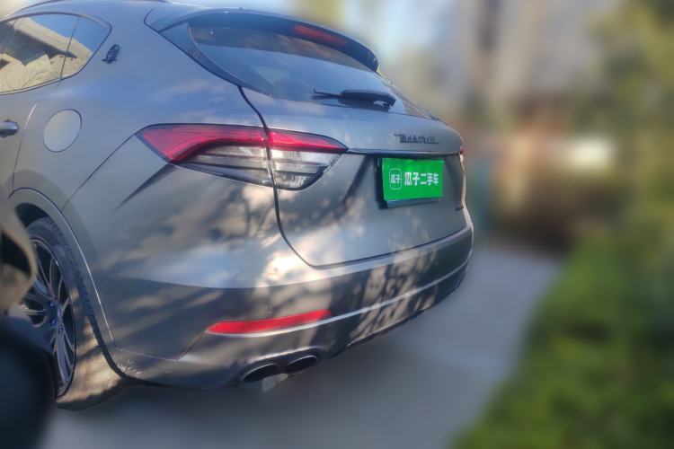Used Maserati Levante 2018 3.0T Classic Edition Rear Left 45 Deg