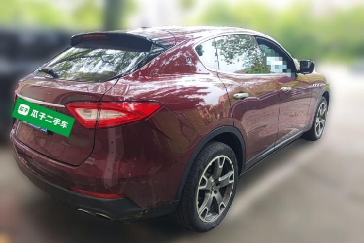 Used Maserati Levante 2018 3.0T Classic Edition Rear Right 45 Deg