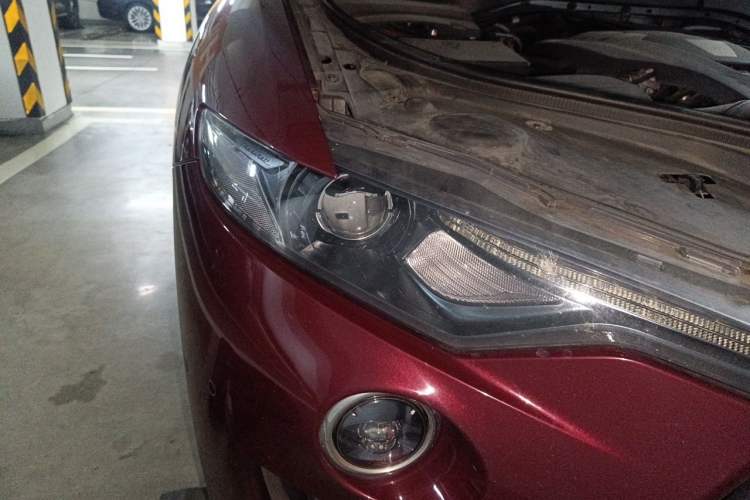 Used Maserati Levante 2018 3.0T Classic Edition Right Front Headlight