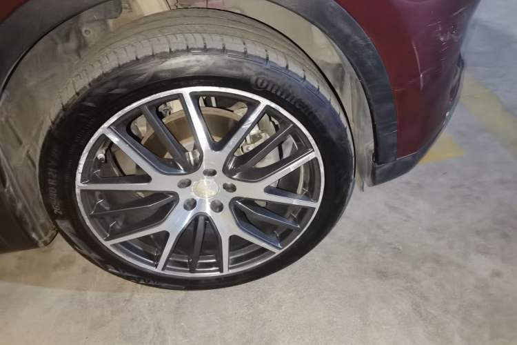 Used Maserati Levante 2018 3.0T Classic Edition Right Front Wheel Hub