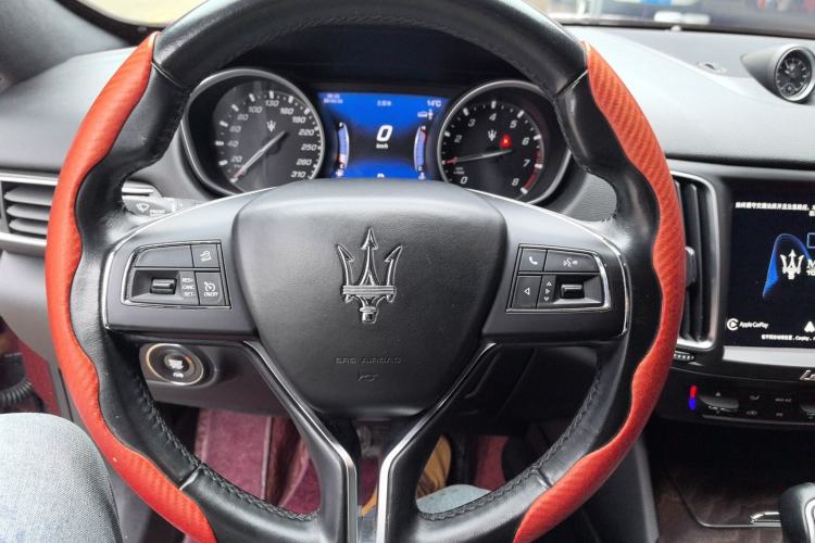 Used Maserati Levante 2018 3.0T Classic Edition Steering Wheel