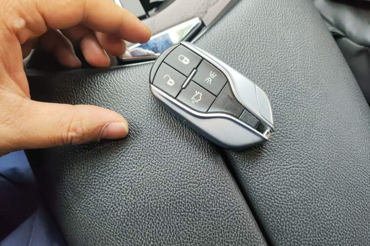Used Maserati Levante 2018 3.0T Classic Edition Vehicle Key