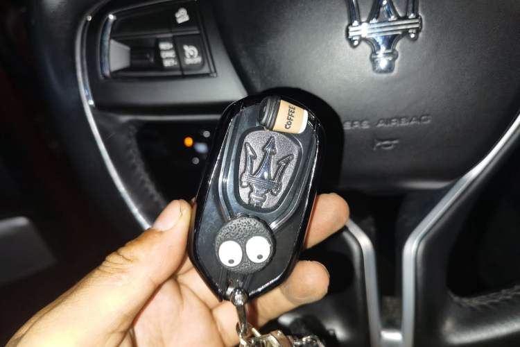 Used Maserati Levante 2018 3.0T Classic Edition Vehicle Key