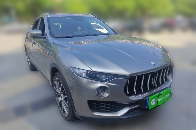 Used Maserati Levante 2018 3.0T Classic Edition Front Right 45 Deg