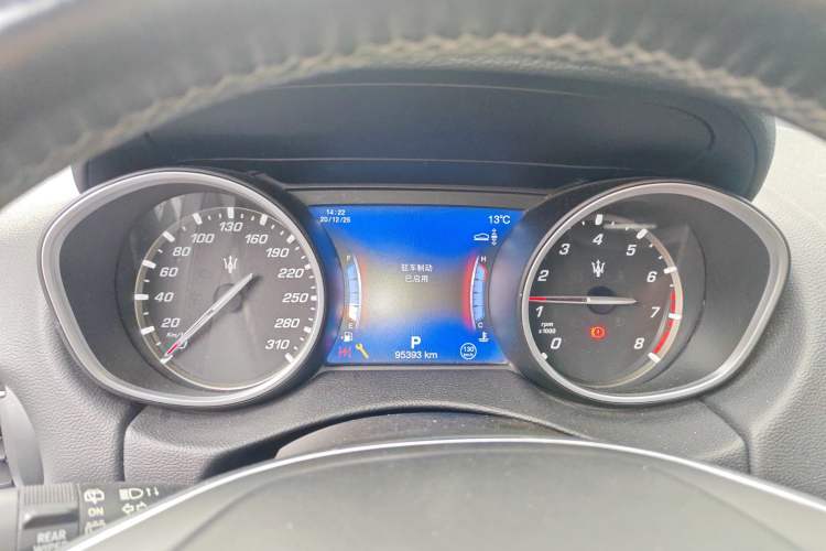 Used Maserati Levante 2018 3.0T Classic Edition Instrument Cluster