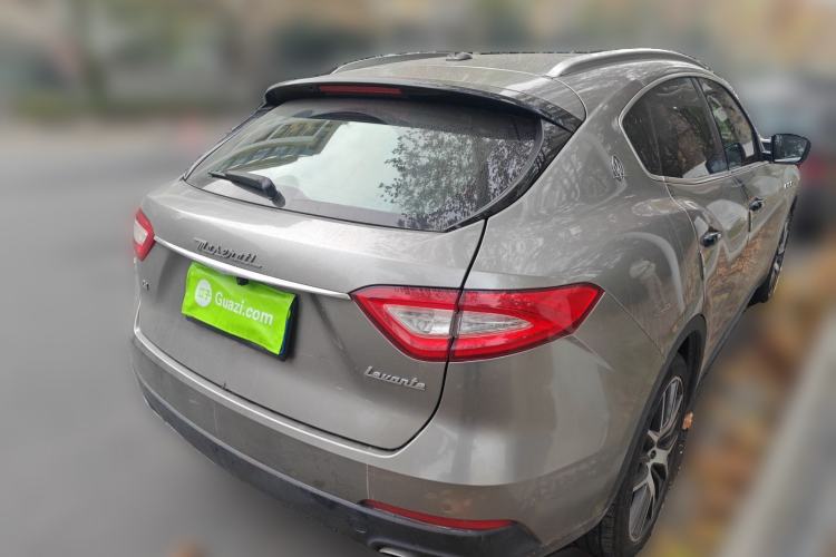 Used Maserati Levante 2018 3.0T Classic Edition Rear Right 45 Deg