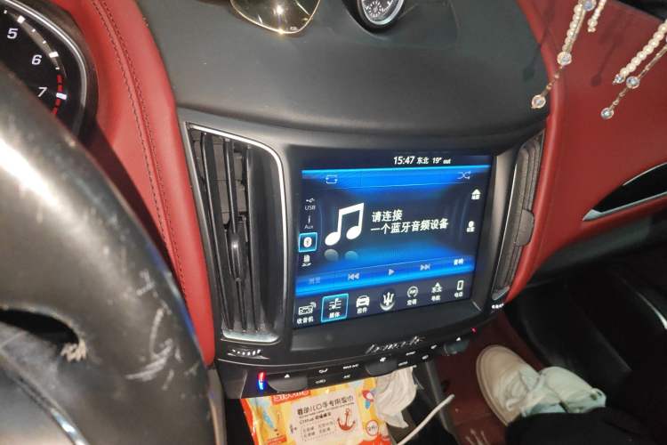 Used Maserati Levante 2018 3.0T Classic Edition Audio And AC Panel
