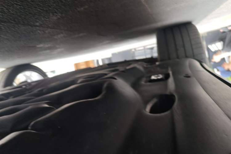 Used Maserati Levante 2018 3.0T Standard Edition Chassis Rear Right