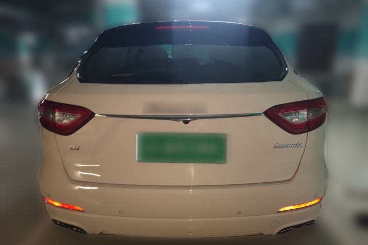 Used Maserati Levante 2018 3.0T Standard Edition Exterior 4