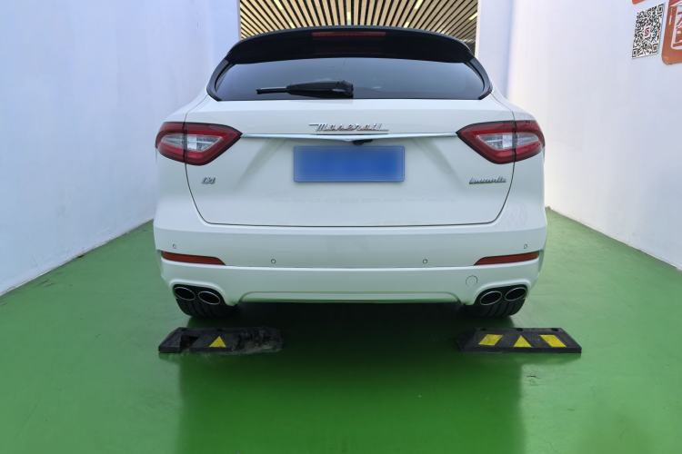 Used Maserati Levante 2018 3.0T Luxury Zegna Edition Exterior 4