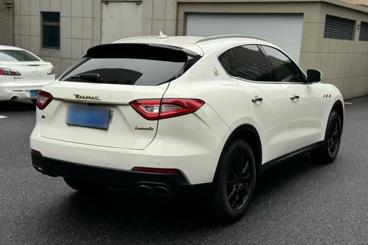 Used Maserati Levante 2018 3.0T Classic Edition Exterior 4