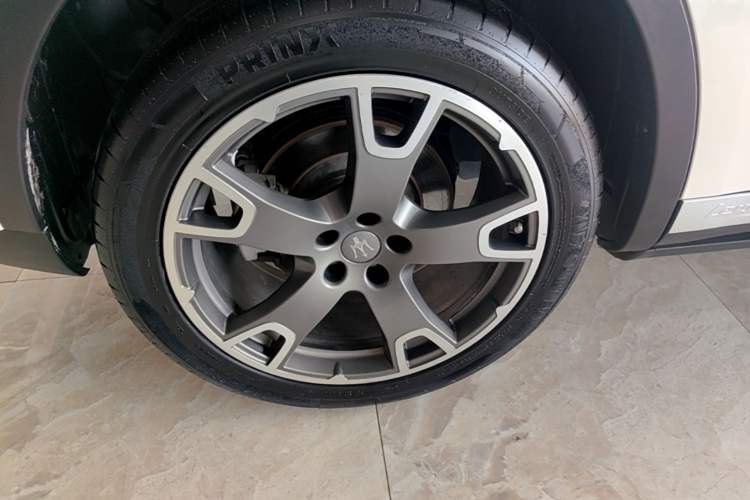 Used Maserati Levante 2018 3.0T Standard Edition Exterior 5