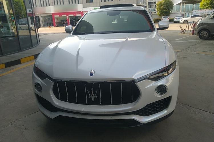 Used Maserati Levante 2018 3.0T Classic Edition Front