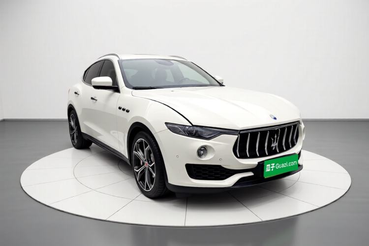 Used Maserati Levante 2018 3.0T Standard Edition Front Right 45 Deg