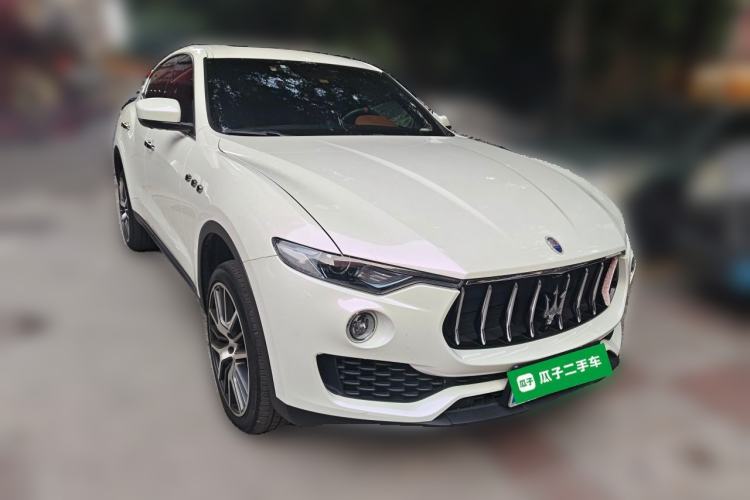 Used Maserati Levante 2018 3.0T Classic Edition Front Right 45 Deg
