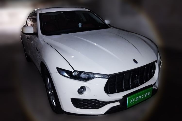Used Maserati Levante 2018 3.0T Classic Edition Front Right 45 Deg