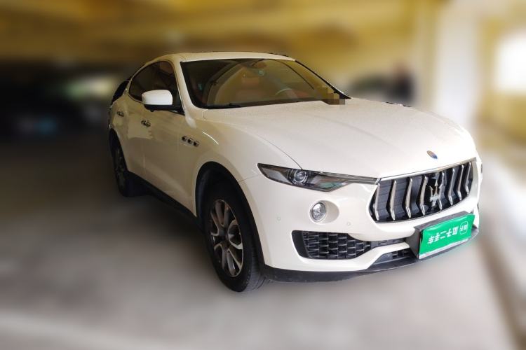 Used Maserati Levante 2018 3.0T Standard Edition Front Right 45 Deg
