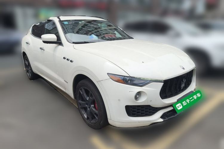 Used Maserati Levante  Front Right 45 Deg