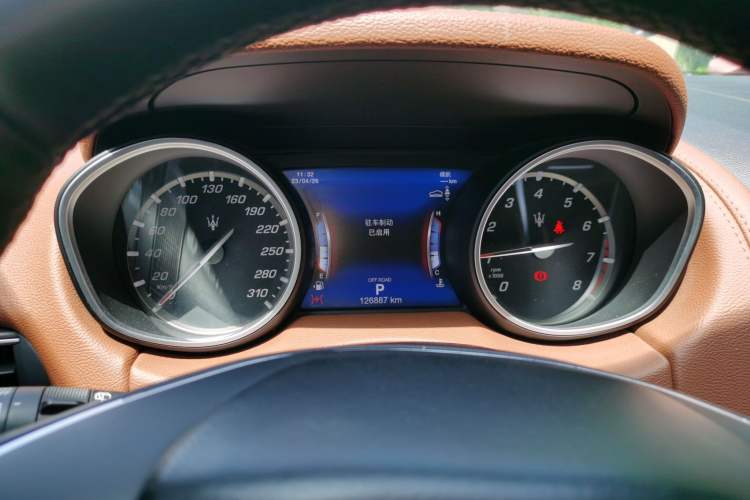 Used Maserati Levante 2018 3.0T Classic Edition Instrument Cluster