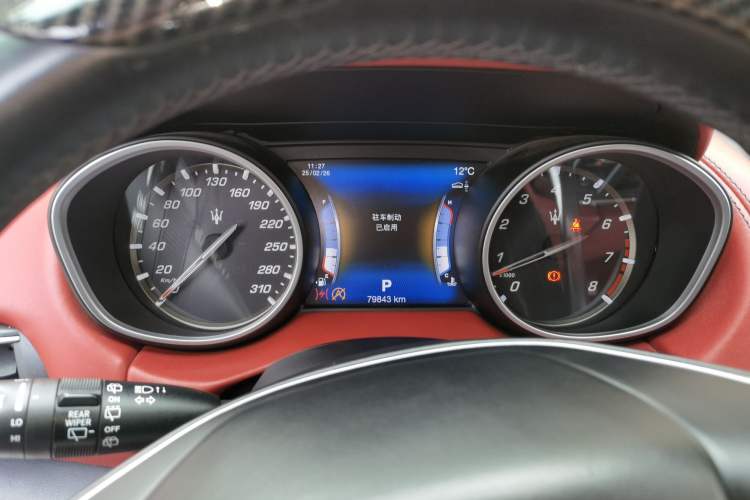 Used Maserati Levante 2018 3.0T Standard Edition Instrument Cluster