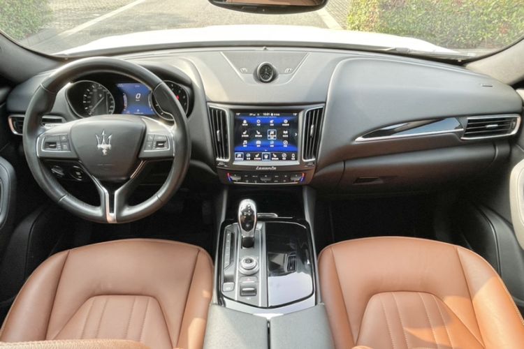 Used Maserati Levante 2018 3.0T Classic Edition Interior 1