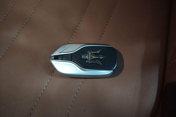 Used Maserati Levante 2018 3.0T Classic Edition Interior 1