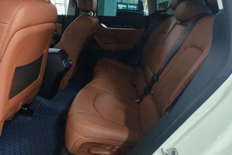 Used Maserati Levante 2018 3.0T Standard Edition Interior 4