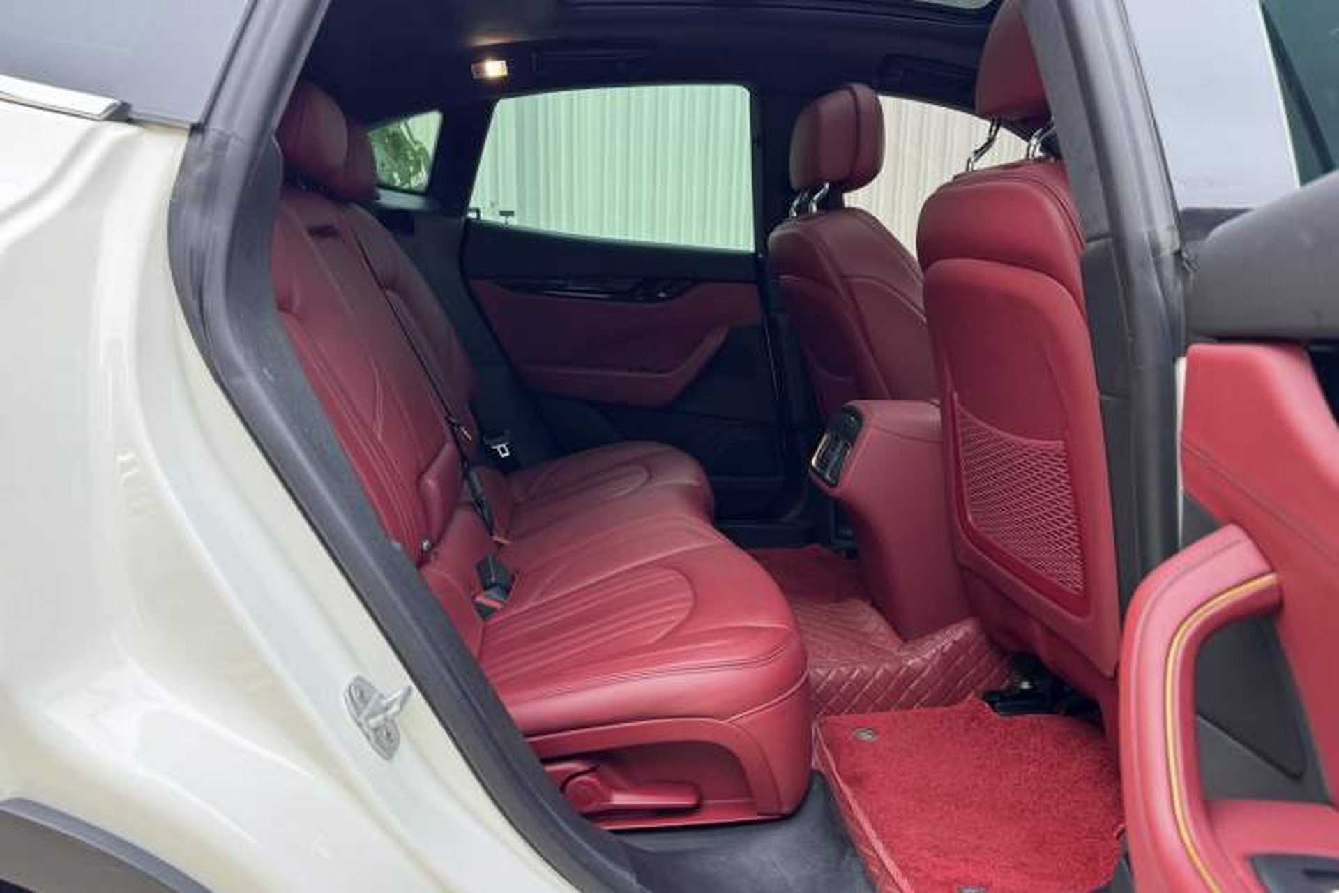 Used Maserati Levante 2018 3.0T Classic Edition Interior 5