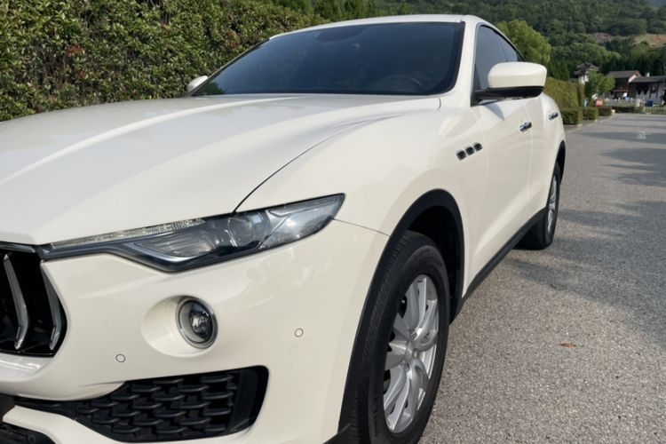 Used Maserati Levante 2018 3.0T Classic Edition Left Front Headlight
