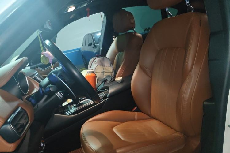 Used Maserati Levante 2018 3.0T Classic Edition Left Front Seat