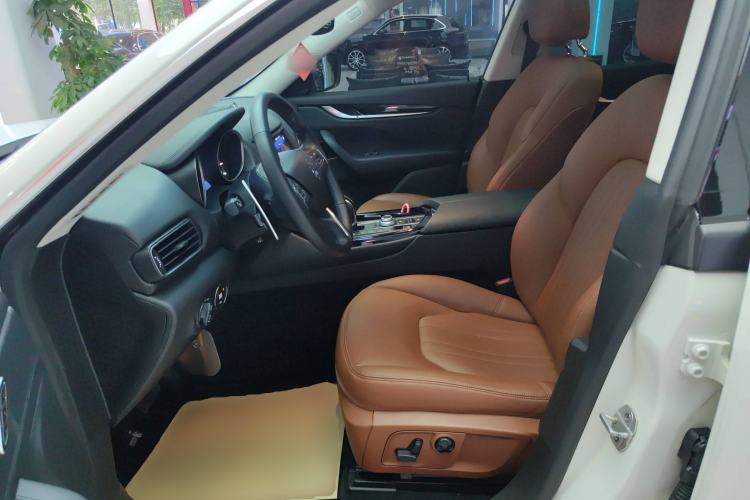 Used Maserati Levante 2018 3.0T Standard Edition Left Front Seat
