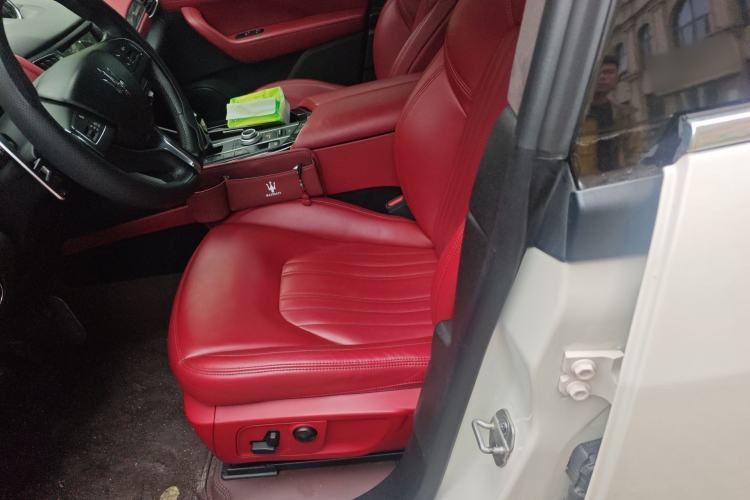 Used Maserati Levante 2018 3.0T Standard Edition Left Front Seat