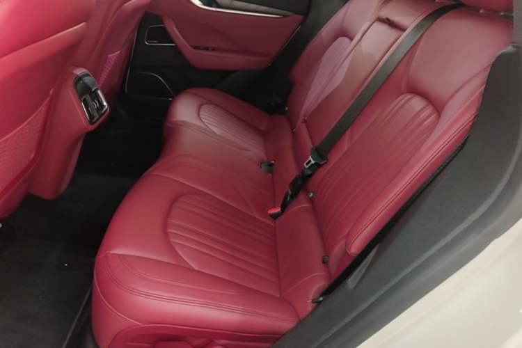 Used Maserati Levante 2018 3.0T Luxury Zegna Edition Left Rear Seat