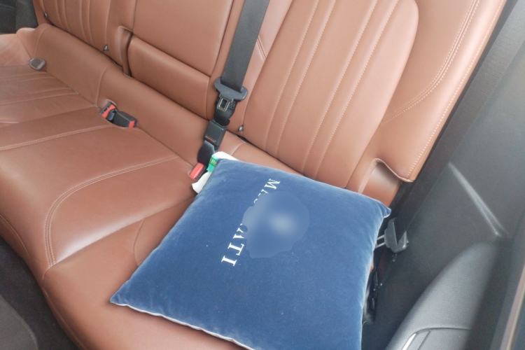 Used Maserati Levante 2018 3.0T Classic Edition Left Rear Seat