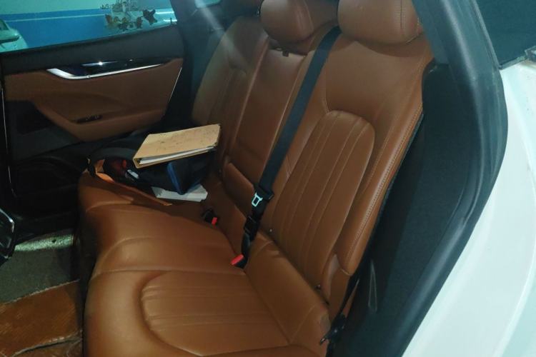 Used Maserati Levante 2018 3.0T Classic Edition Left Rear Seat