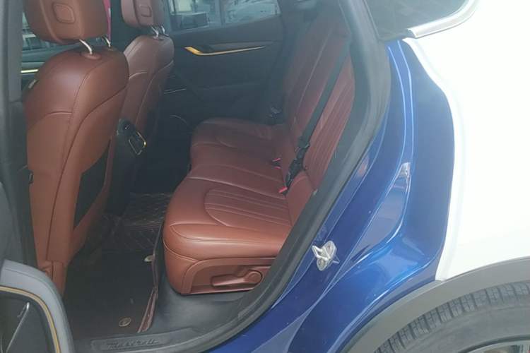 Used Maserati Levante 2018 3.0T Classic Edition Left Rear Seat