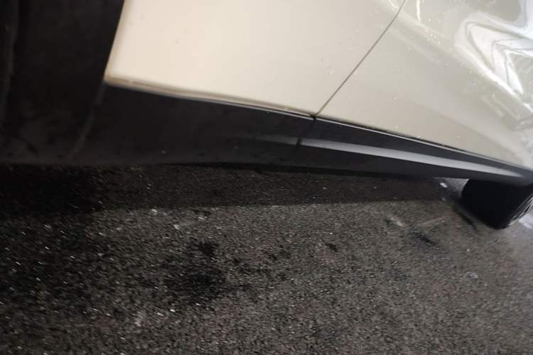Used Maserati Levante 2018 3.0T Classic Edition Left Side Sill
