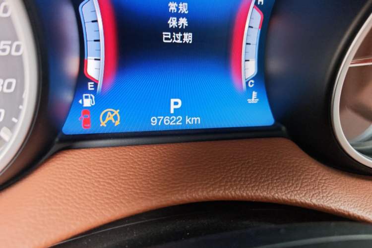 Used Maserati Levante 2018 3.0T Classic Edition Odometer Close Up