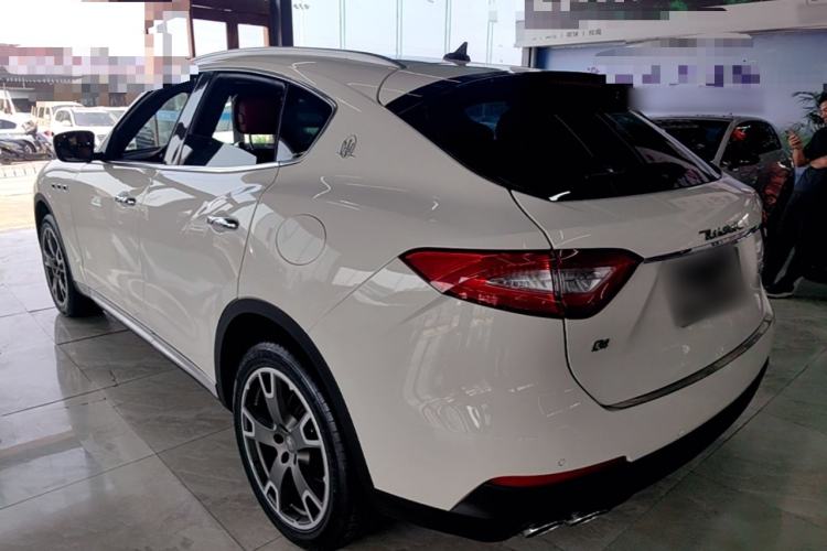 Used Maserati Levante 2018 3.0T Standard Edition Rear Left 45 Deg