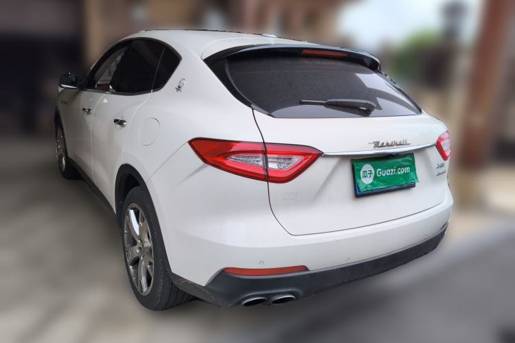 Used Maserati Levante 2018 3.0T Classic Edition Rear Left 45 Deg
