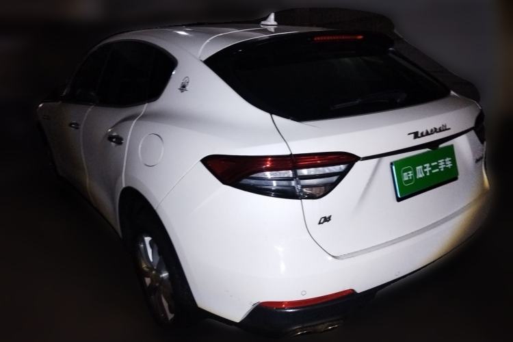Used Maserati Levante 2018 3.0T Classic Edition Rear Left 45 Deg
