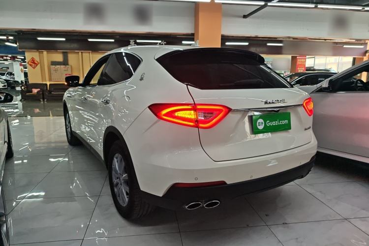Used Maserati Levante 2018 3.0T Classic Edition Rear Left 45 Deg
