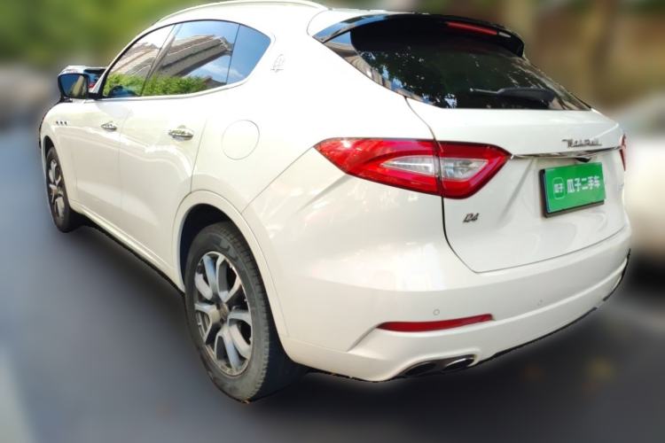 Used Maserati Levante 2018 3.0T Classic Edition Rear Left 45 Deg