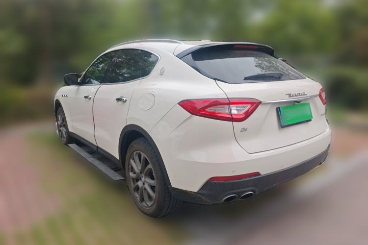 Used Maserati Levante 2018 3.0T Standard Edition Rear Left 45 Deg