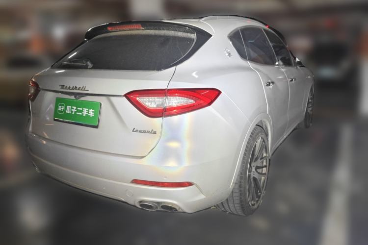 Used Maserati Levante 2018 3.0T Classic Edition Rear Right 45 Deg