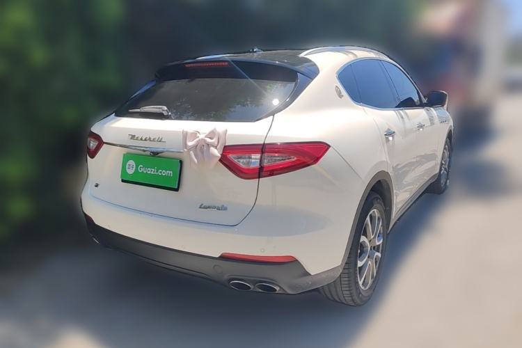 Used Maserati Levante 2018 3.0T Standard Edition Rear Right 45 Deg